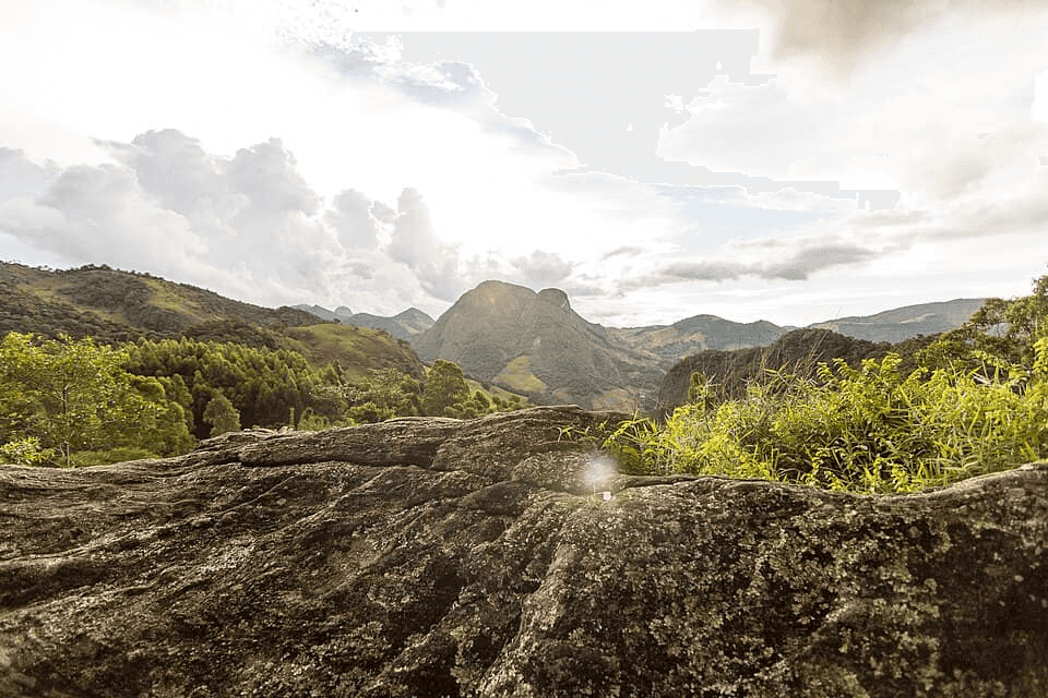 Paisagem da rota Lumiar e São Pedro da Serra, Serra Fluminense.