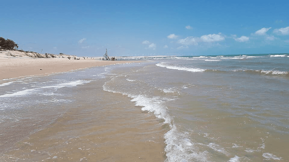 Paisagem da rota Fortaleza a Canoa Quebrada, Litoral Leste do Ceará.