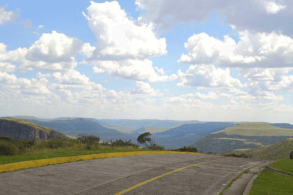 Paisagem da rota Morro da Igreja, Serra Catarinense.