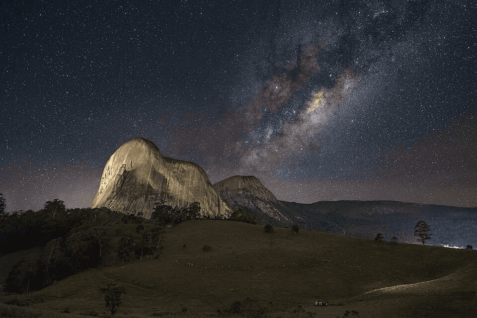 Paisagem da rota Rota do Mar e da Montanha: Vitória a Pedra Azul, Montanhas Capixabas.